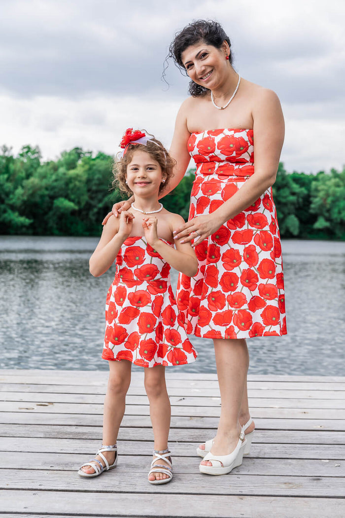 Moeder dochter jurken - matching kleding - twinning jurken - zomer feestjurken - mother daughter dresses by Just Like Mommy'z - red poppy - strapless twinning set